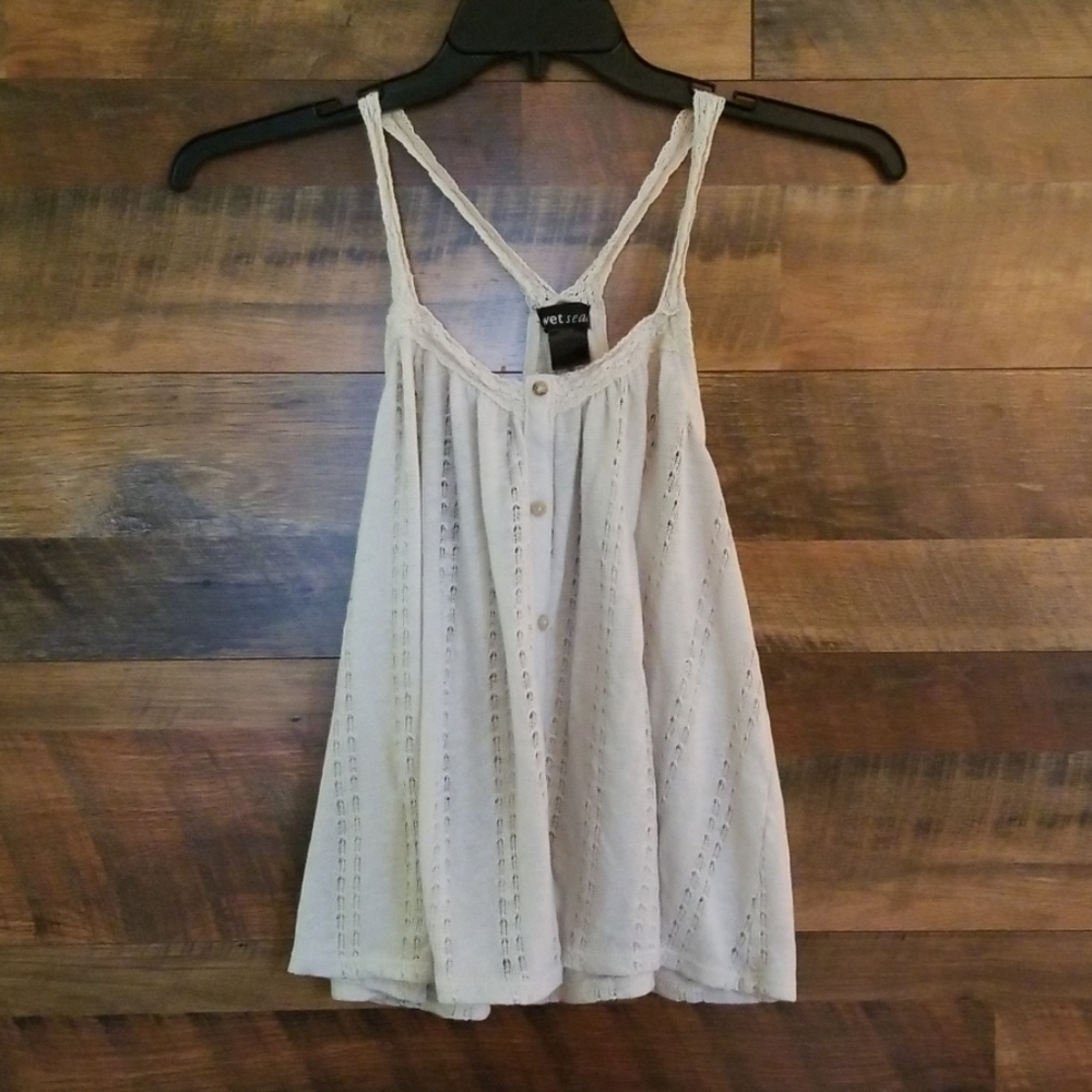 Wet seal cream tank